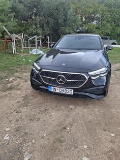 Mercedes Benz - E 220