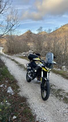 Aprilia - Tuareg 660