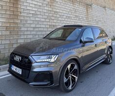 Audi - Q7