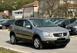 Nissan - Qashqai - 2.0 automatik