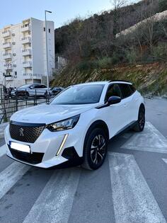 Peugeot - 2008 - 1.2 ALLURE