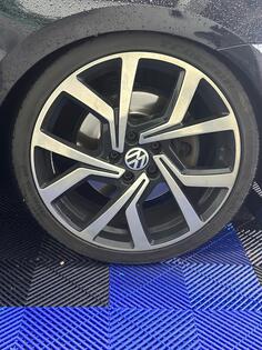 Fabričke felne i ljetnja gume