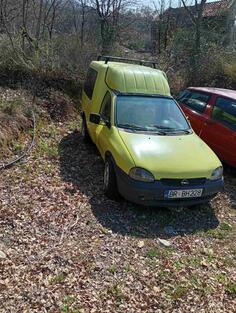 Opel - Combo - 1.4 benzin