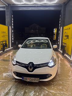 Renault - Clio - 1.5 dci
