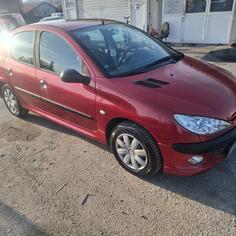 Peugeot - 206 plus - sedan
