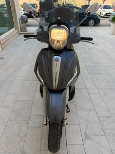 Piaggio - beverly 300 S