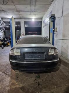 Audi - A8 - 4.2