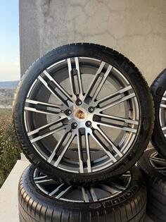 Fabričke felne i R21 gume