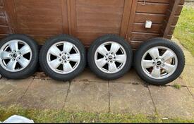 Fabričke felne i centralna66.6 gume