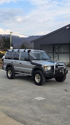 Mitsubishi - Pajero - 2.5
