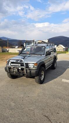 Mitsubishi - Pajero - 2.5