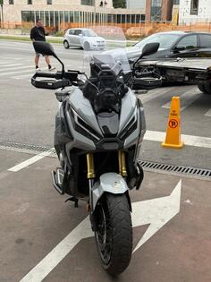 Honda - ADV 750