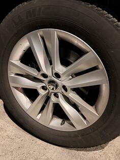 Fabričke felne i Mishelin gume