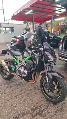 Kawasaki - z 900