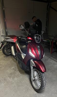 Piaggio - beverly