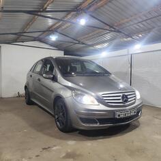 Mercedes Benz - B 180 - Automatic