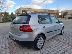 Volkswagen - Golf 5 - 4 Motion