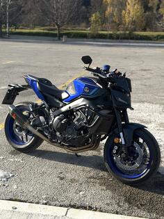 Yamaha - MT-09
