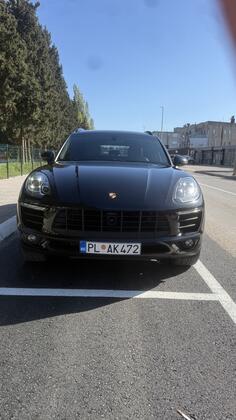 Porsche - Macan - S