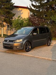 Volkswagen - Touran - 1600