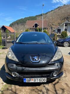 Peugeot - 207 - 1.6 HDI
