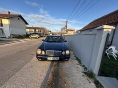 Mercedes Benz - 220 - 2.2 CDI