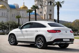 Mercedes Benz - GLE 350 - amg coupe
