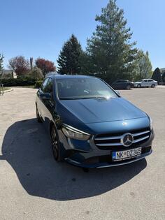 Mercedes Benz - B 180