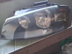 Oba fara za Audi - A3    - 2006