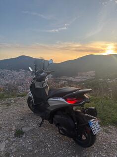 Piaggio - Beverly 300 s hpe