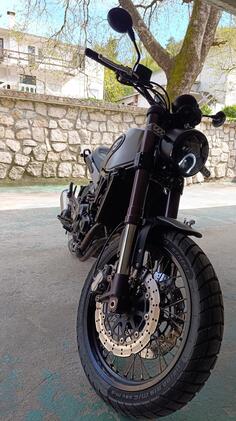 Benelli - Leoncino 500 Trail