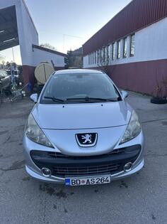 Peugeot - 207