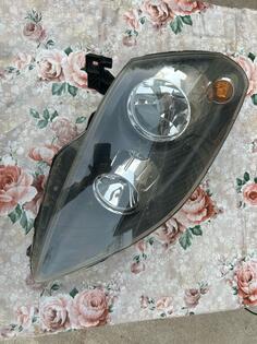 Desni far za Opel - Zafira    - 2007-2010