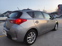 Toyota - Auris - 1.4 d-4d