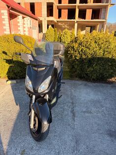Yamaha - X Max