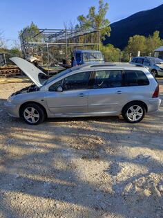Peugeot - 307