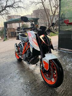KTM - 1290 R SUPER DUKE