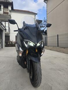 Yamaha - T max