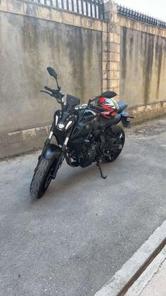 Yamaha - Mt-07