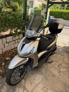 Piaggio - HPE 300