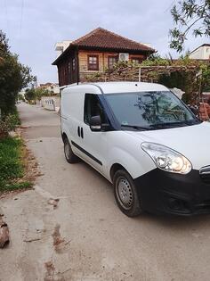 Opel - Combo - benzin