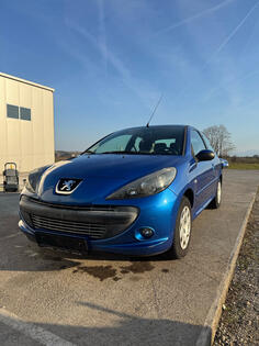 Peugeot - 206 plus - 1.4i benzin