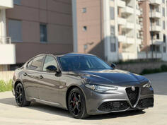 Alfa Romeo - Giulia - 2.0T Veloce