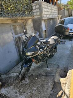 Yamaha - FZ6