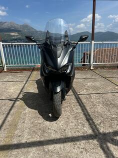 Yamaha - tmax