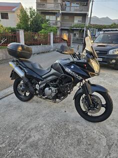 Suzuki - V strom