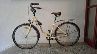 City Bike - City bike i 2 sportska bicikla