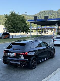 Audi - RS3 - Dynamic
