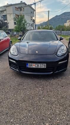 Porsche - Panamera - 3000