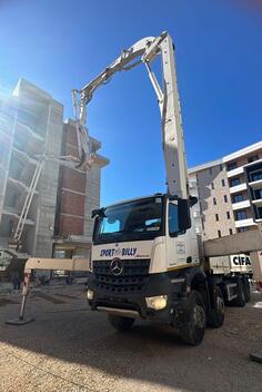 Mercedes Benz - Arocs 3240 8x4